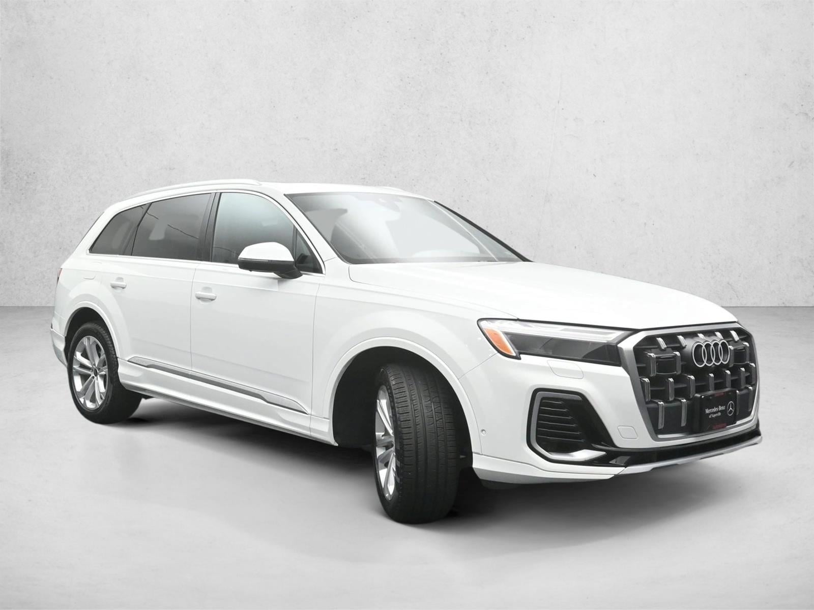 2025 AUDI Q7 - Image 4