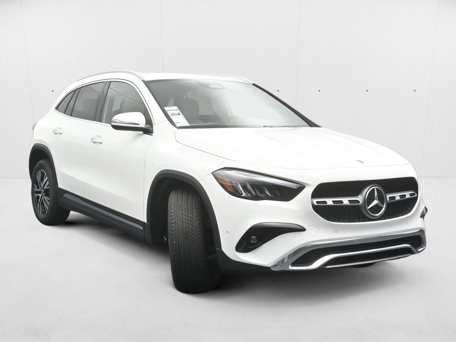 2026 Mercedes Benz GLA 250 4MATIC photo 3