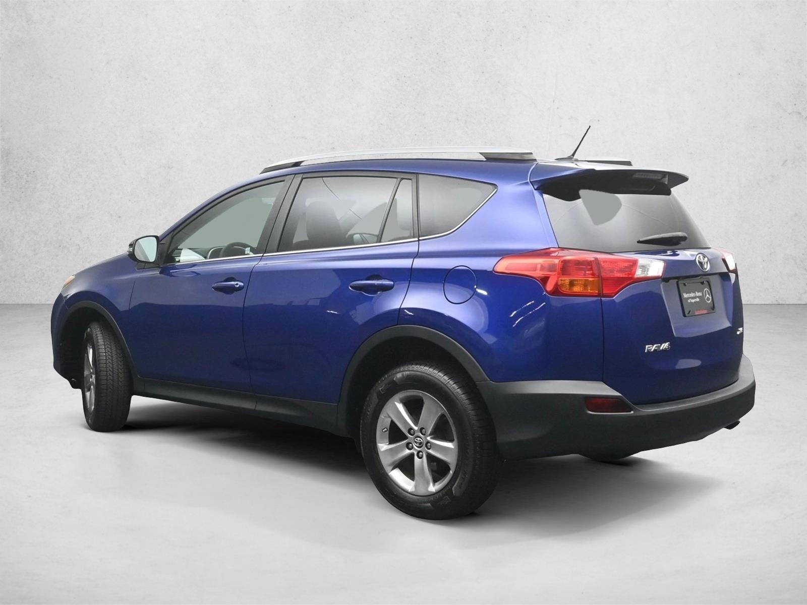 2015 TOYOTA RAV4 - Image 6