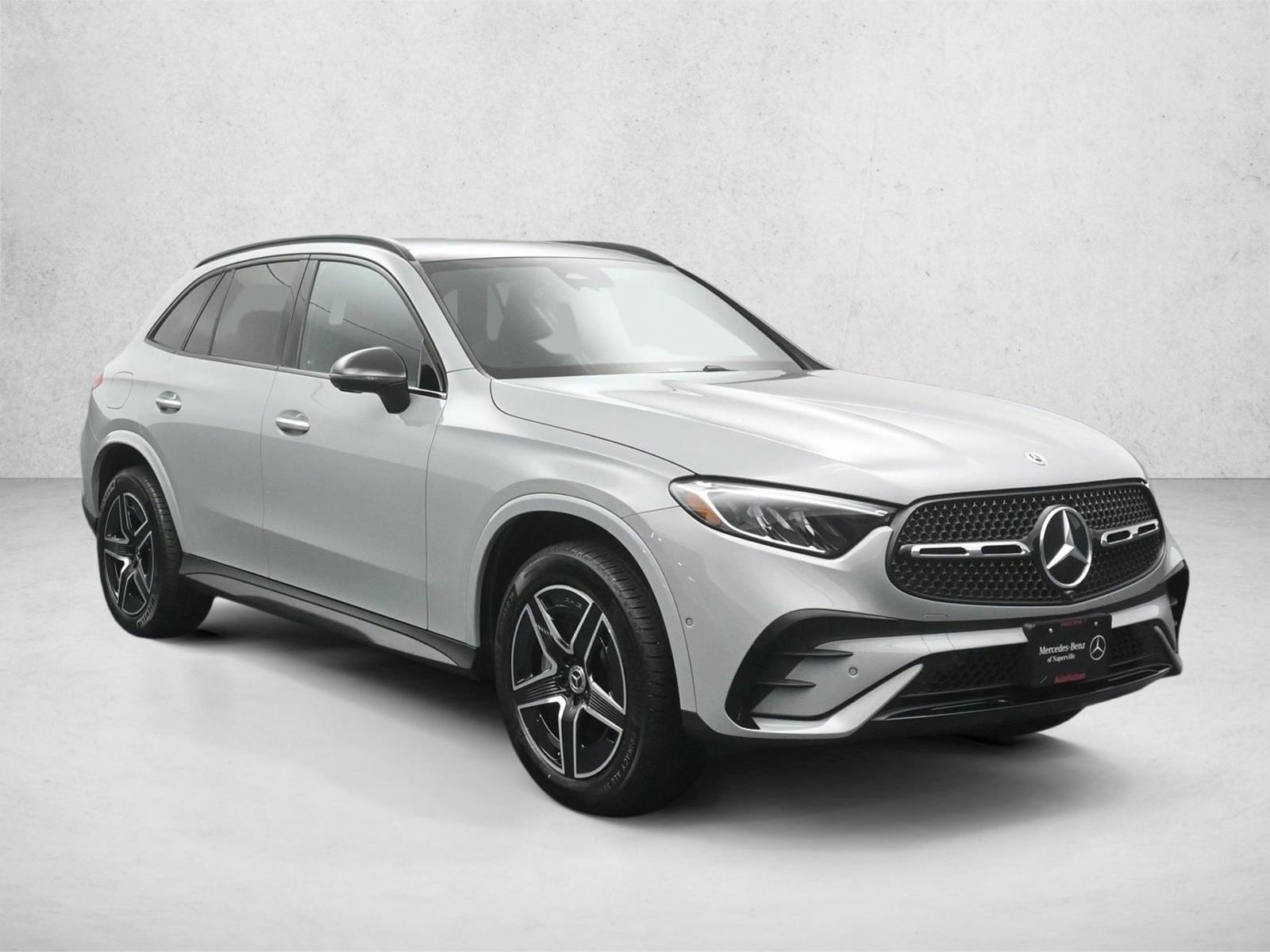 2025 Mercedes Benz GLC 300 4MATIC photo 2