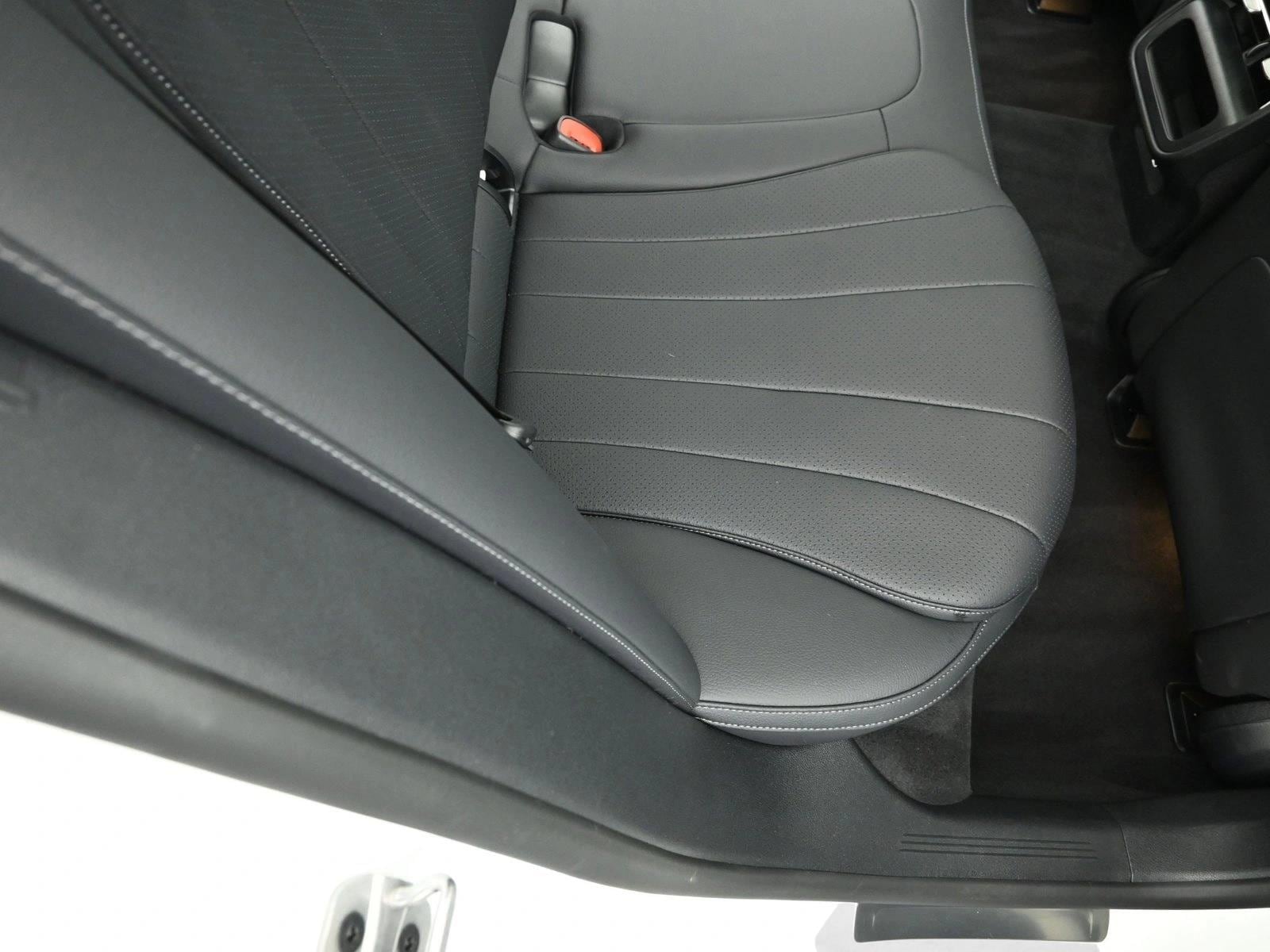 2025 MERCEDES-BENZ E-CLASS - Image 26