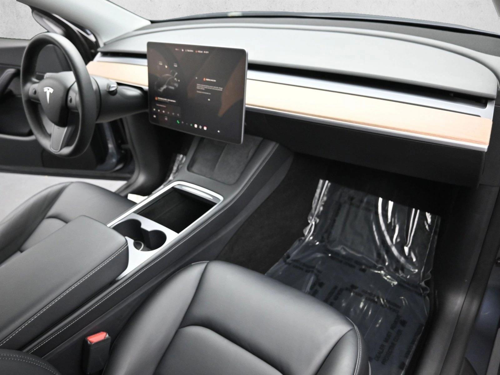 2021 TESLA MODEL Y - Image 25