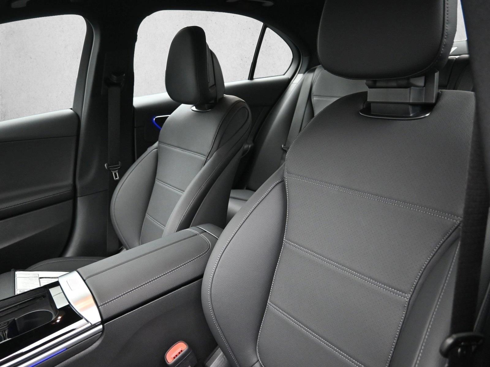 2025 MERCEDES-BENZ C-CLASS - Image 9