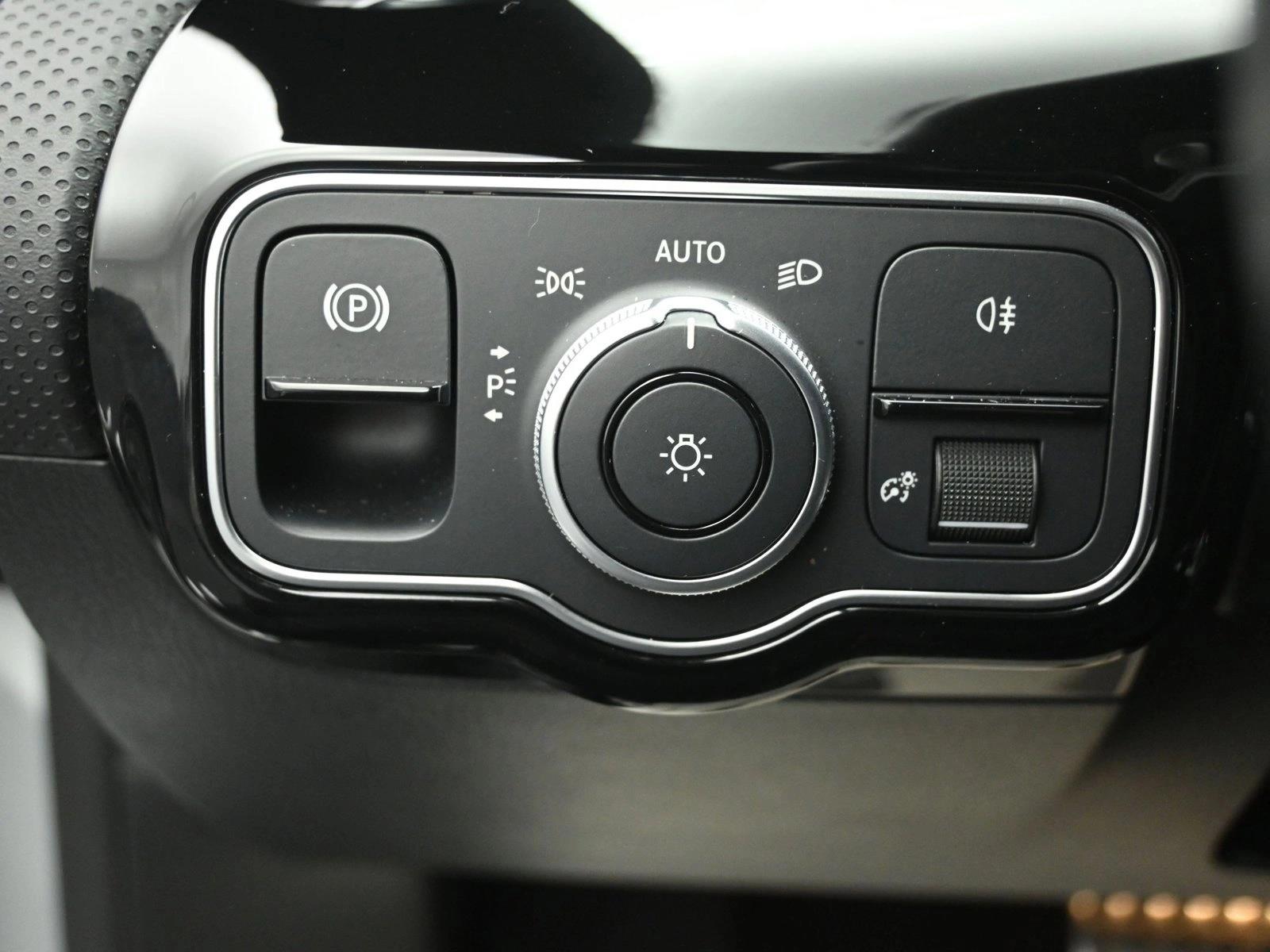 2023 MERCEDES-BENZ CLA-CLASS - Image 10