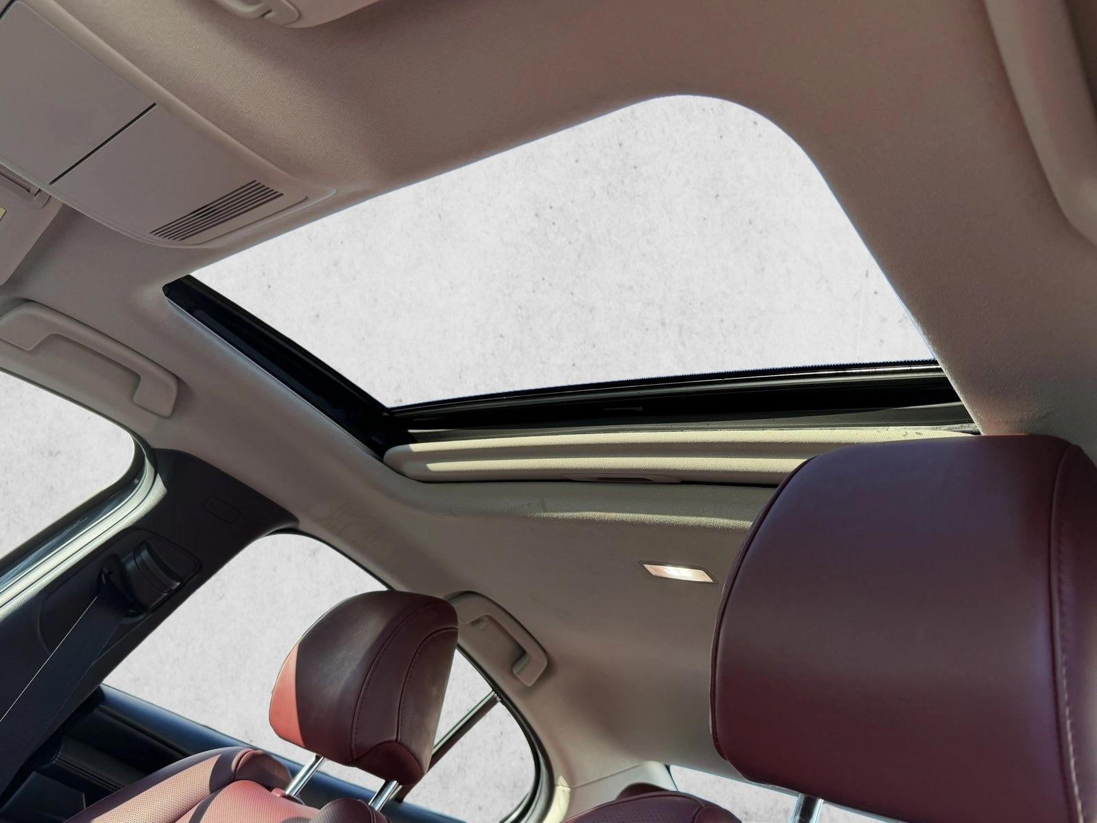 2025 MAZDA MAZDA3 - Image 18