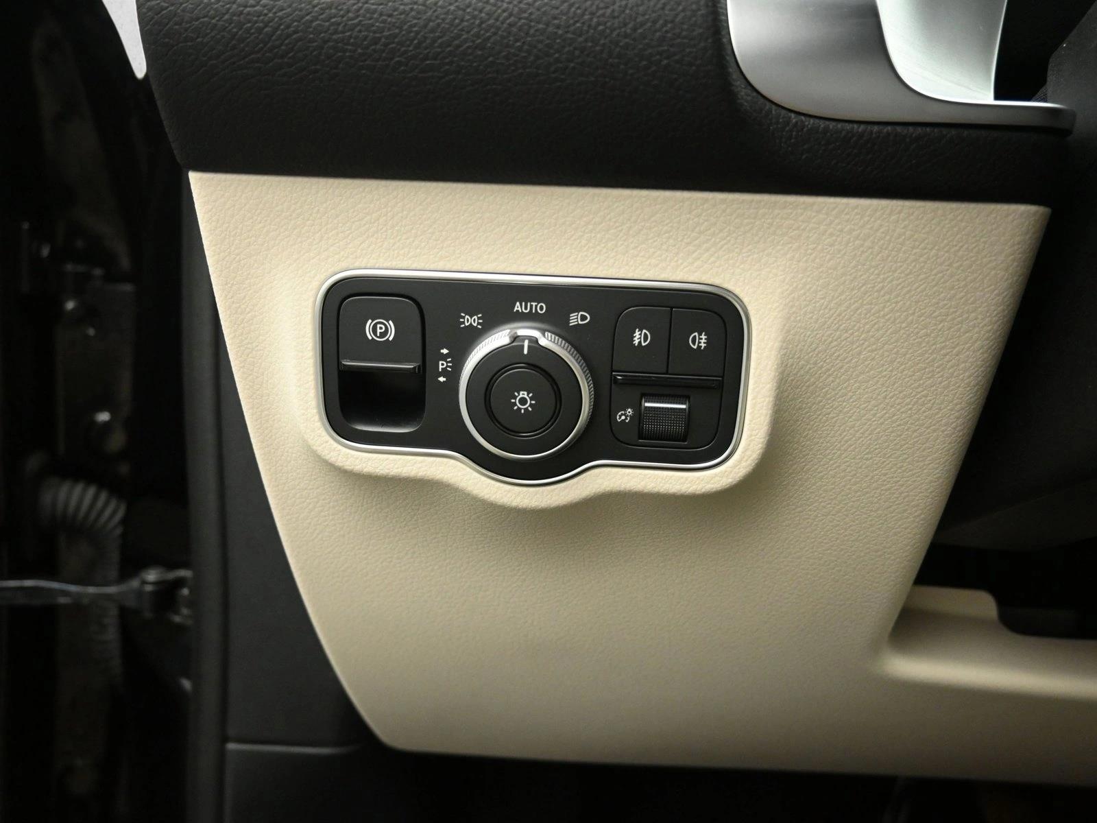 2025 MERCEDES-BENZ GLB-CLASS - Image 18