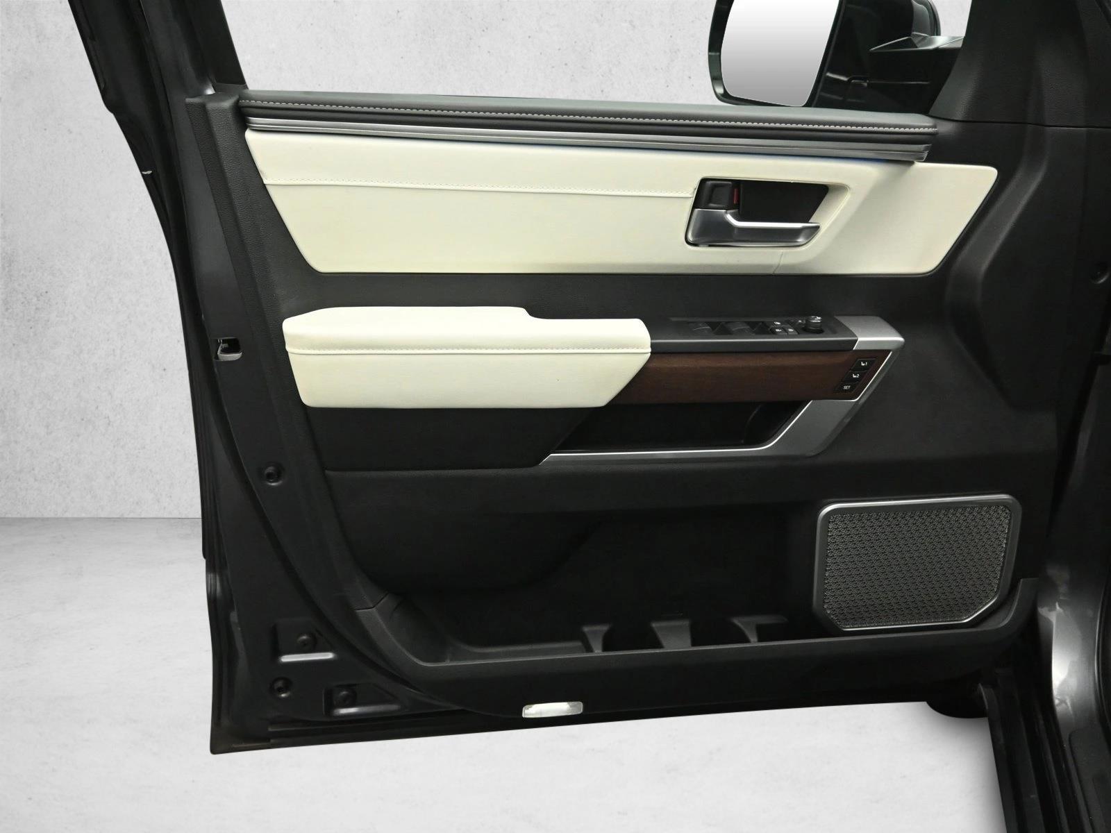 2023 TOYOTA TUNDRA - Image 19