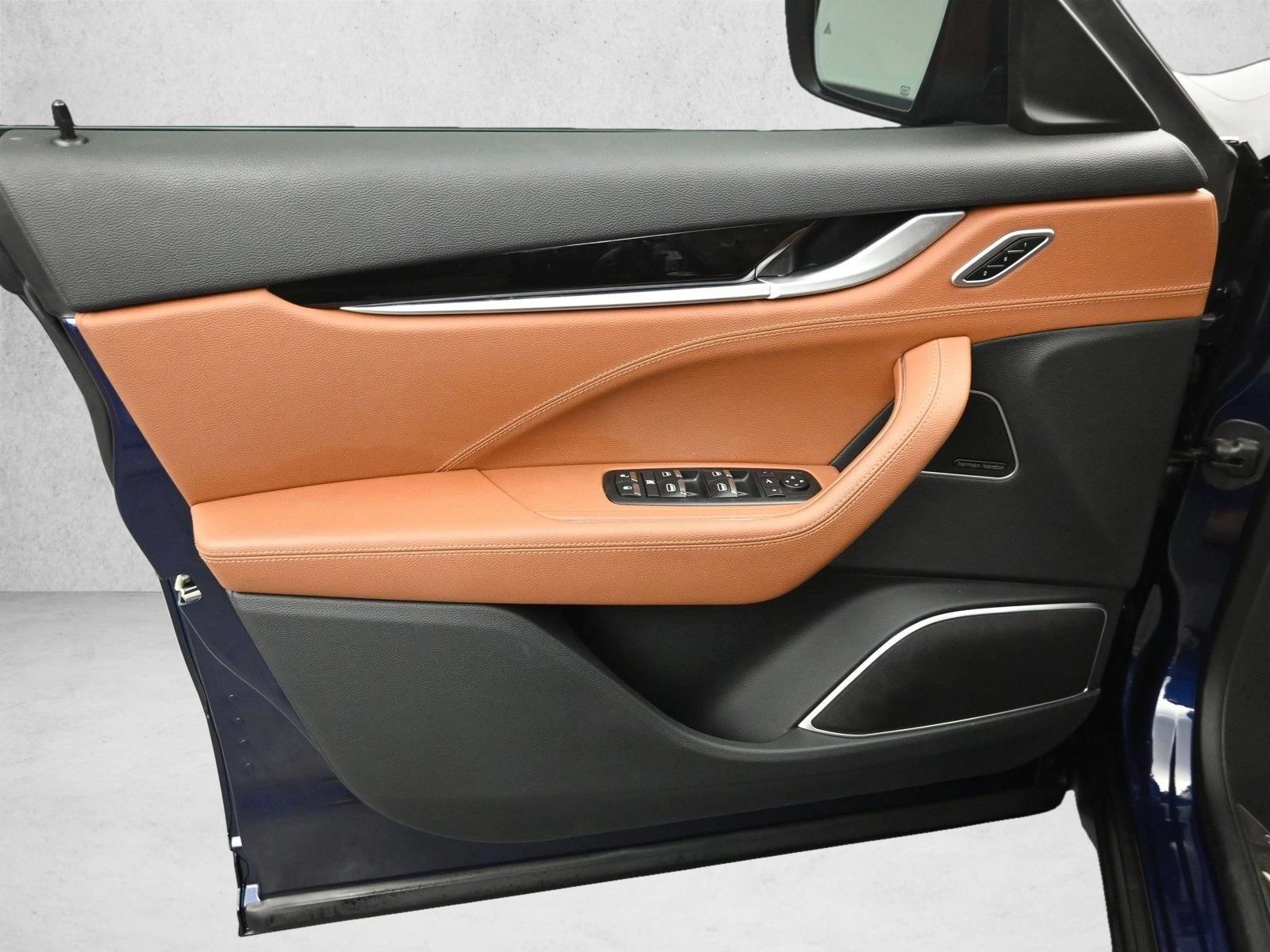 2021 MASERATI LEVANTE - Image 19