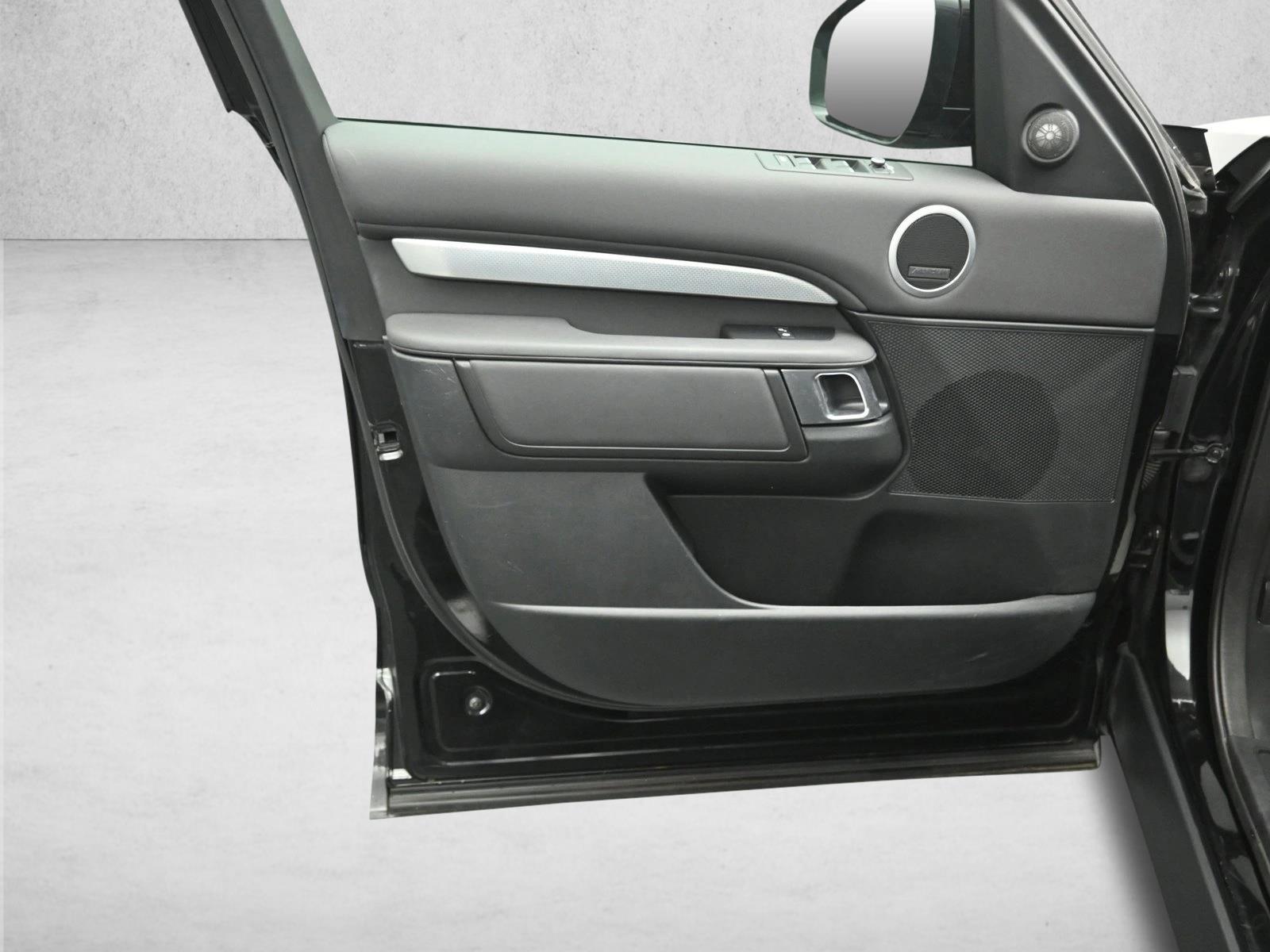 2020 LAND ROVER DISCOVERY - Image 20