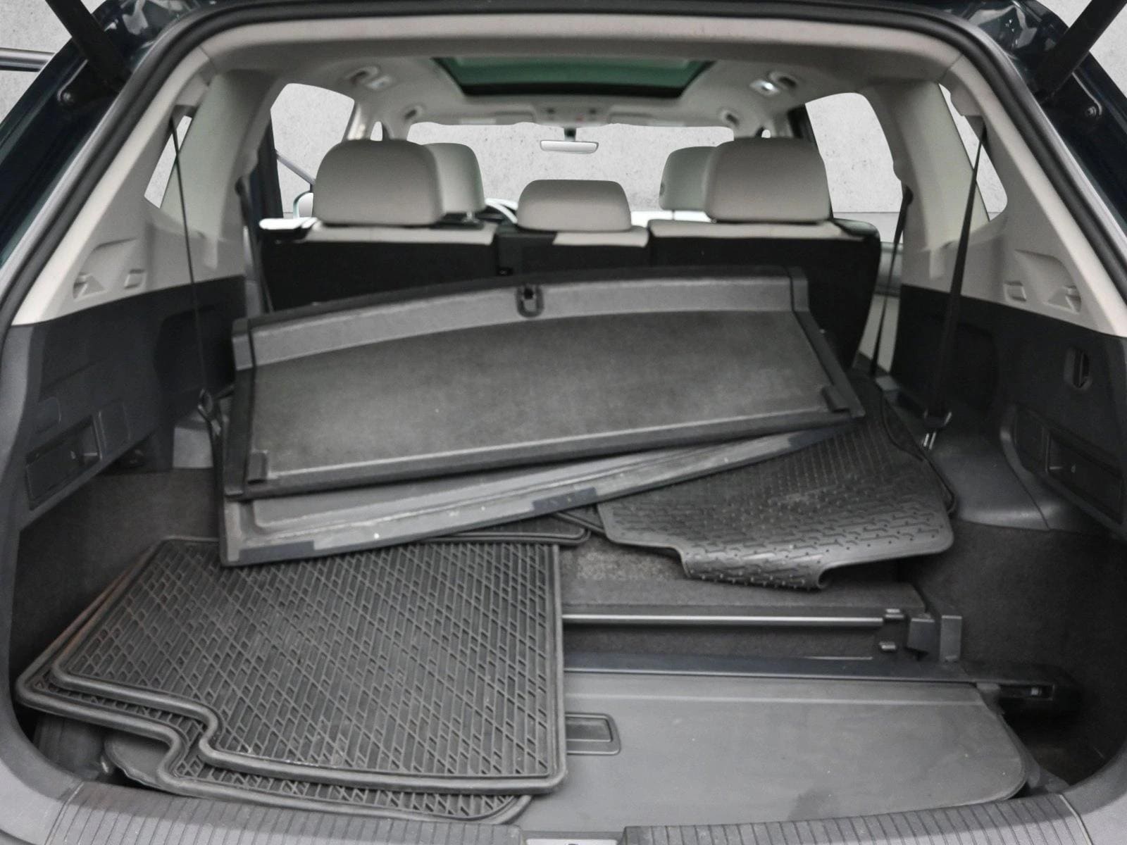 2019 VOLKSWAGEN TIGUAN - Image 24