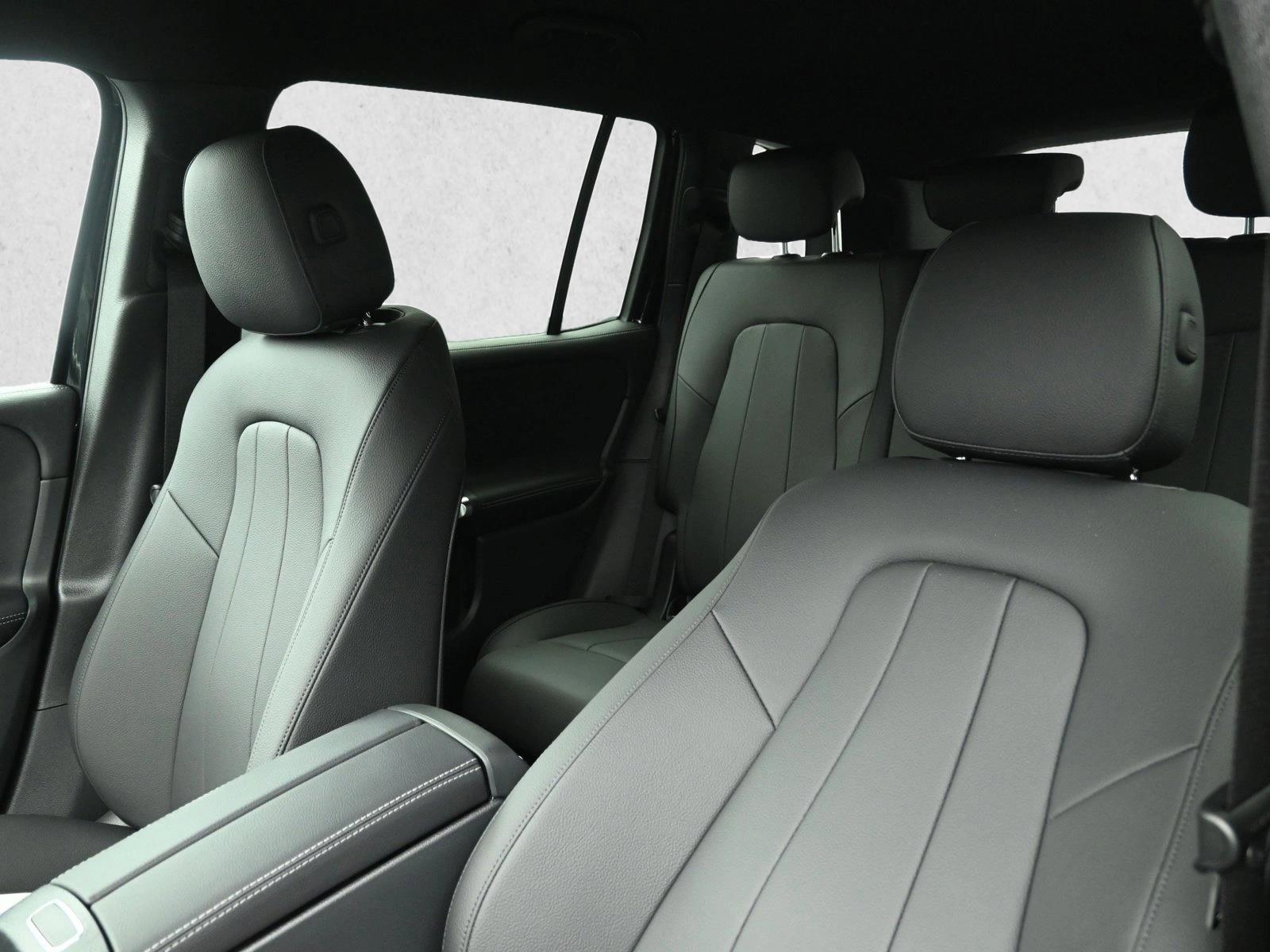 2025 MERCEDES-BENZ GLB-CLASS - Image 9