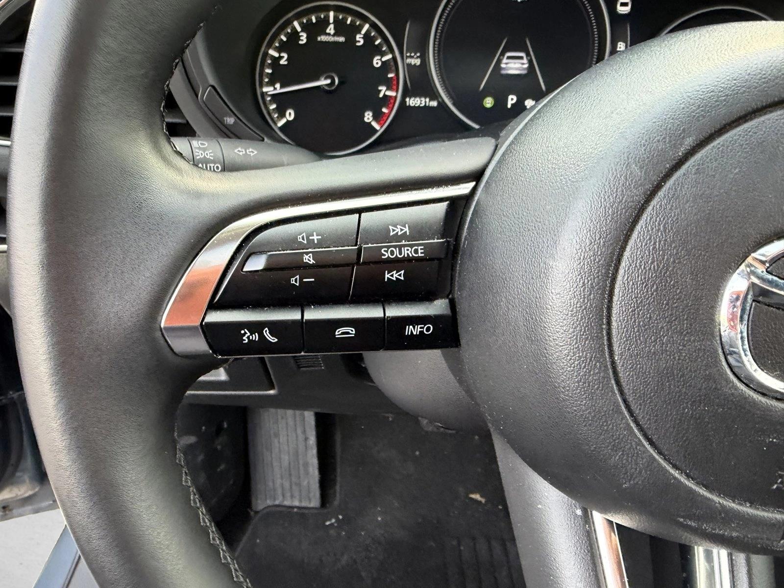 2025 MAZDA MAZDA3 - Image 15