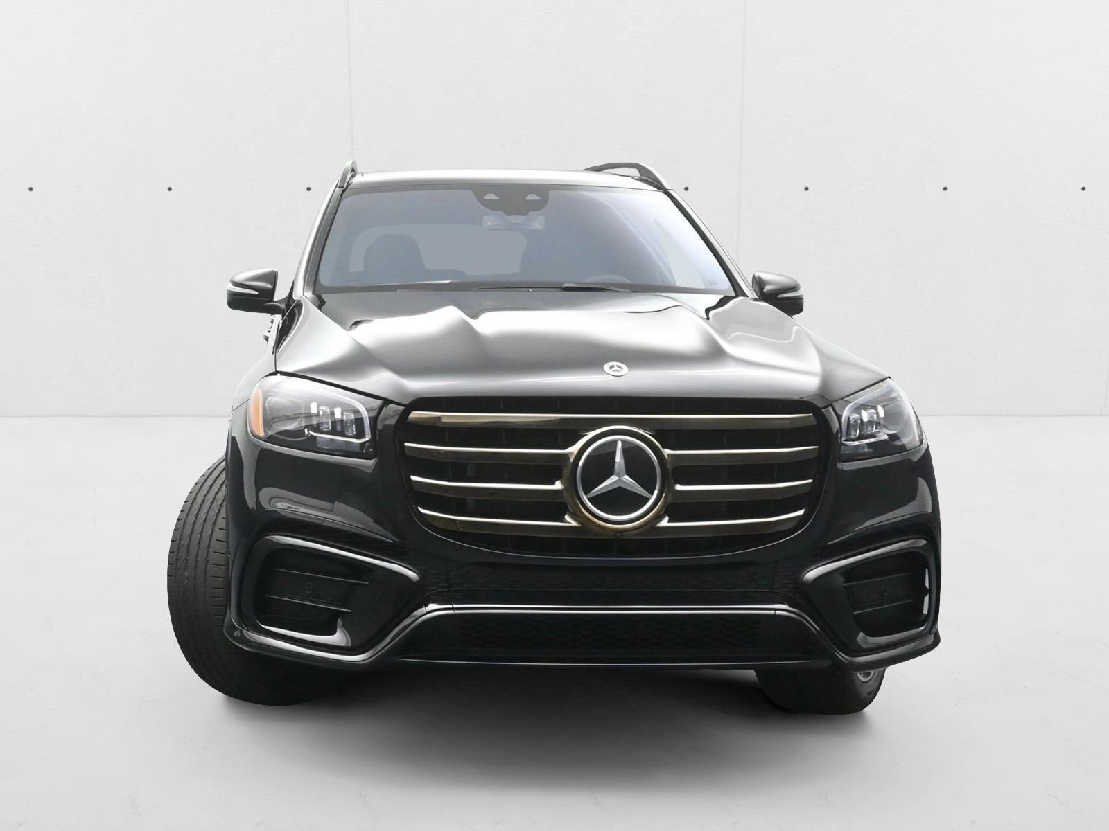 2026 Mercedes Benz GLS 580 4MATIC photo 3