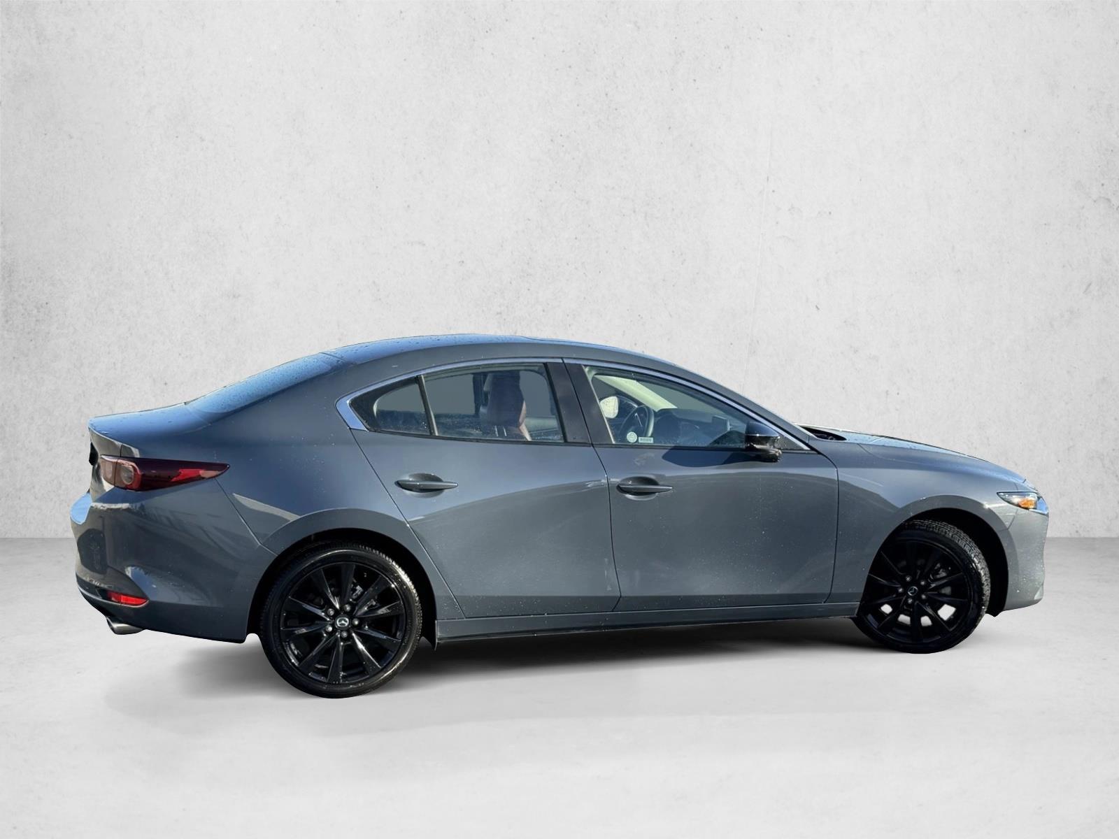 2025 MAZDA MAZDA3 - Image 4