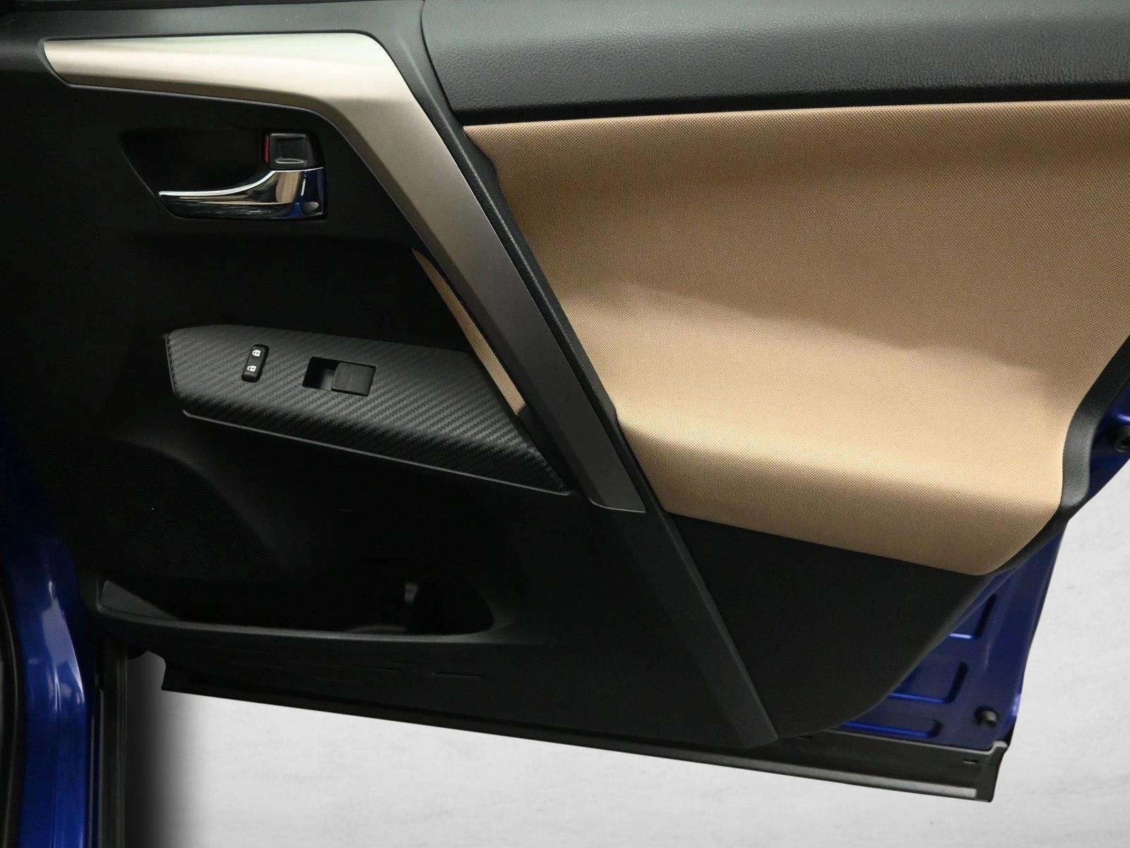 2015 TOYOTA RAV4 - Image 27