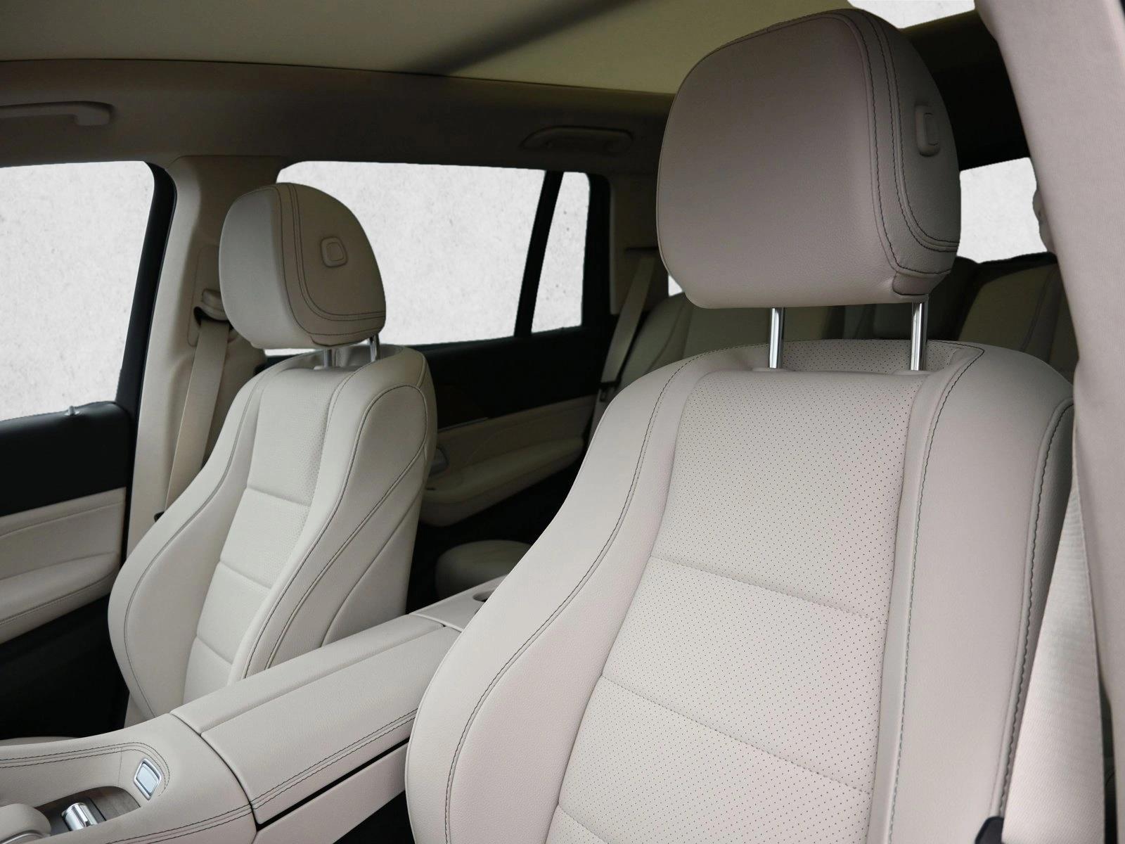 2025 MERCEDES-BENZ GLS-CLASS - Image 9