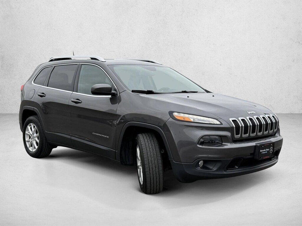 Used 2017 Jeep Cherokee Latitude 4x4 SUV