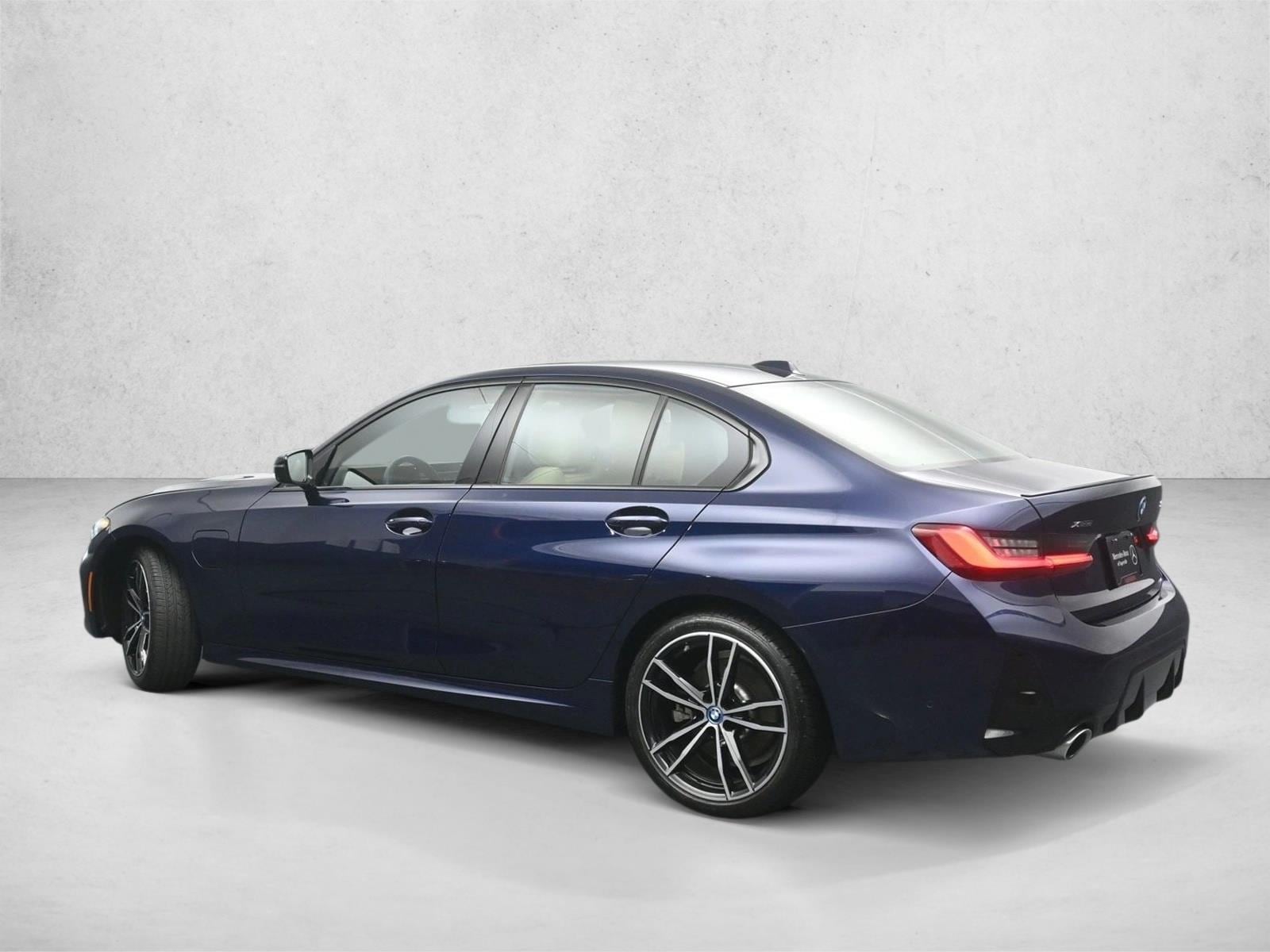 2024 BMW 330E - Image 6