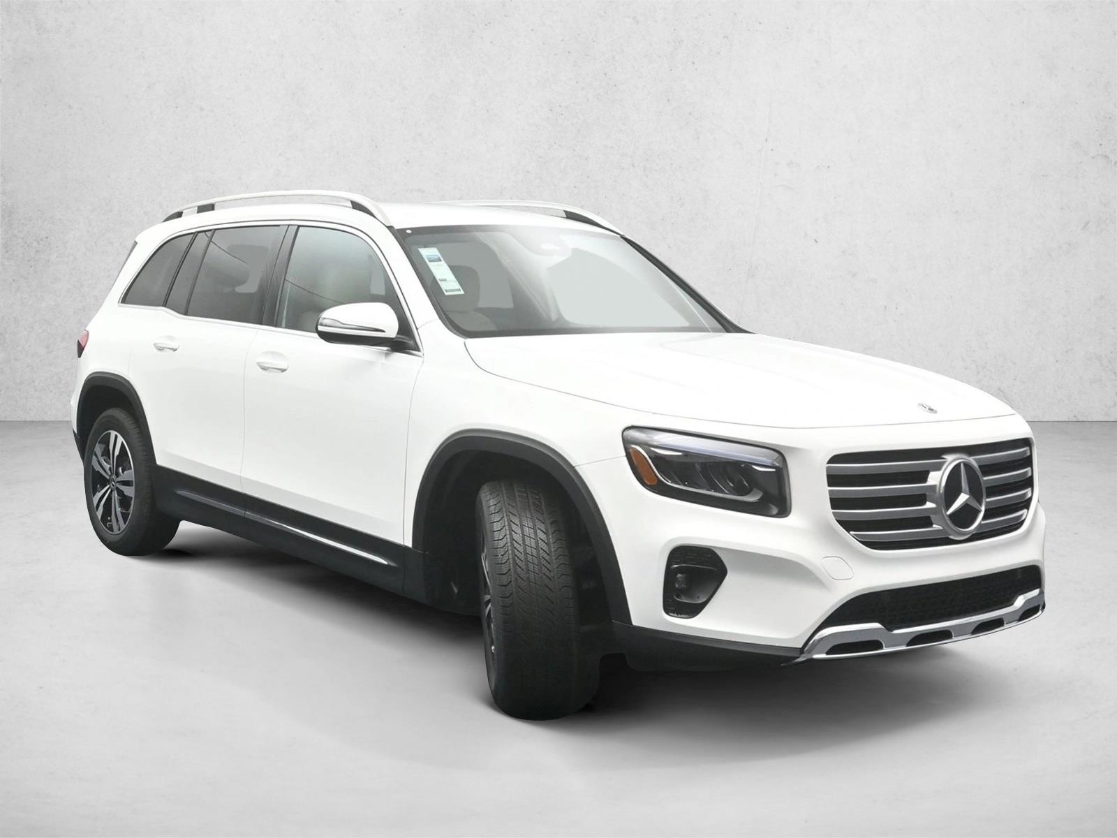 2025 Mercedes Benz GLB 250 4MATIC photo 4