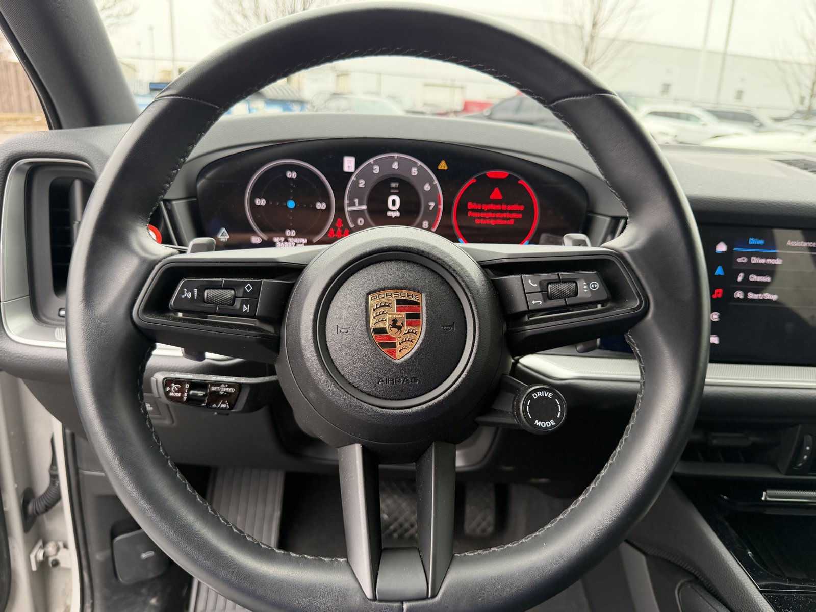 2024 PORSCHE CAYENNE - Image 13