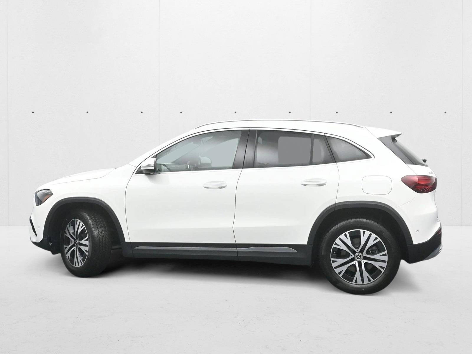 2025 Mercedes Benz GLA 250 4MATIC photo 4