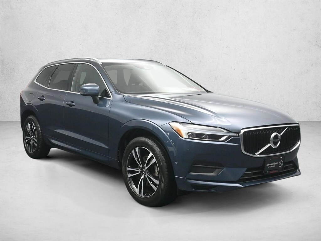 Used 2018 Volvo XC60 T5 AWD Momentum SUV