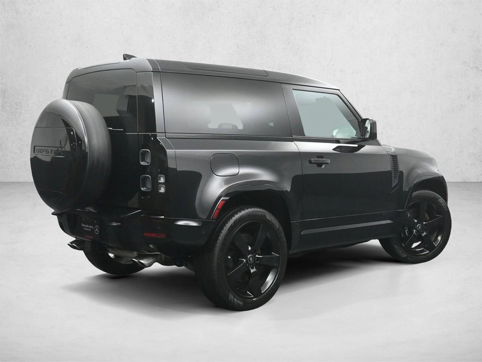 2024 LAND ROVER DEFENDER - Image 2