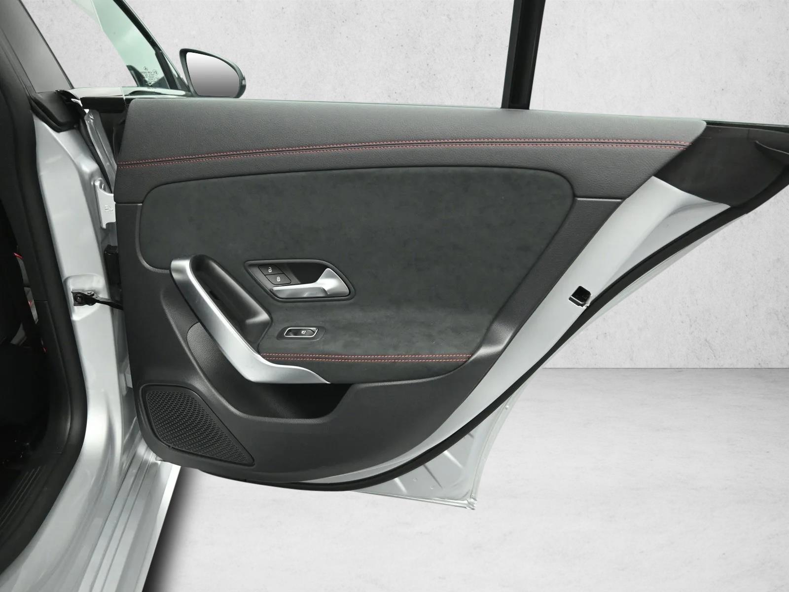 2023 MERCEDES-BENZ CLA-CLASS - Image 28