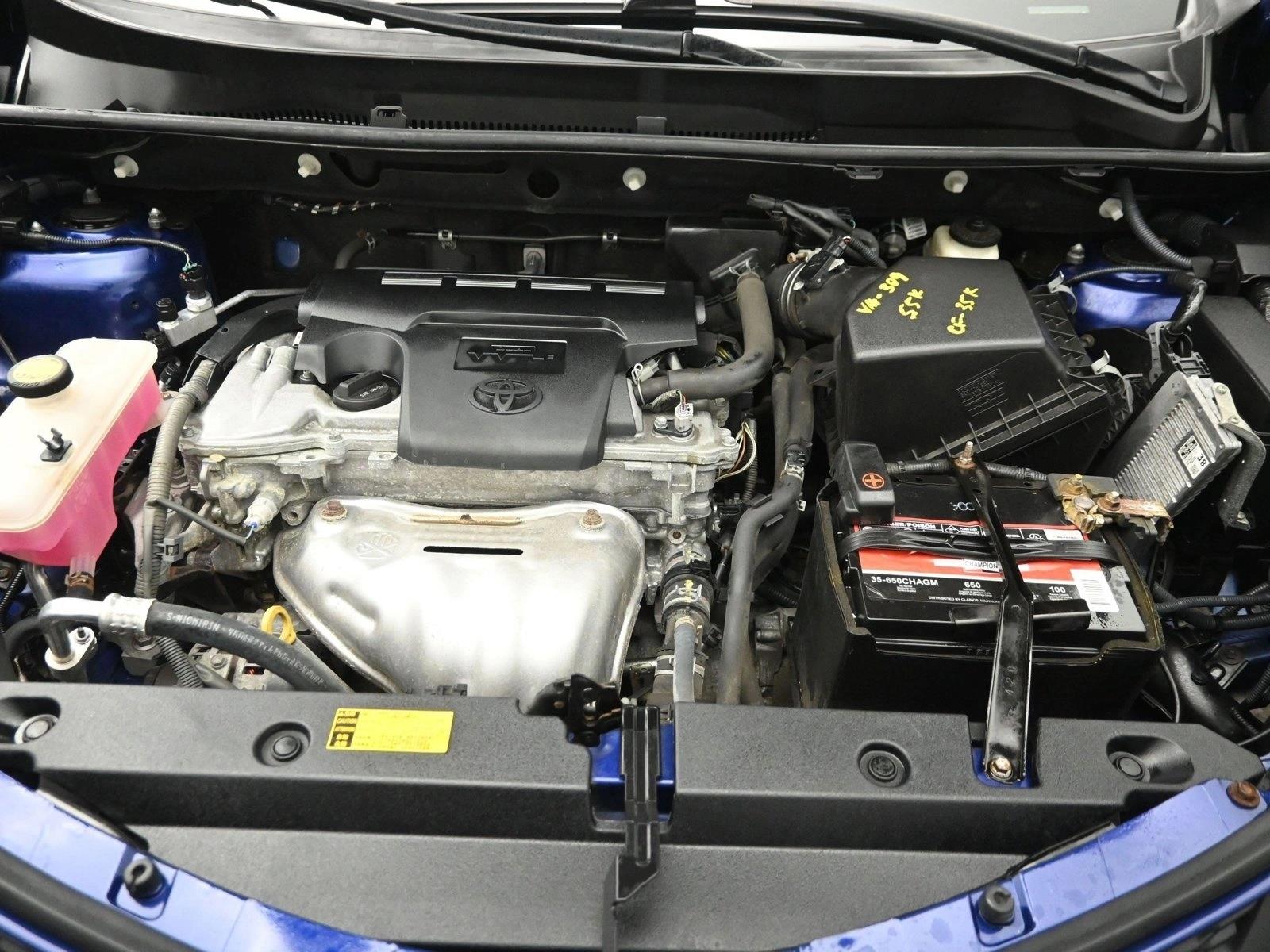 2015 TOYOTA RAV4 - Image 28