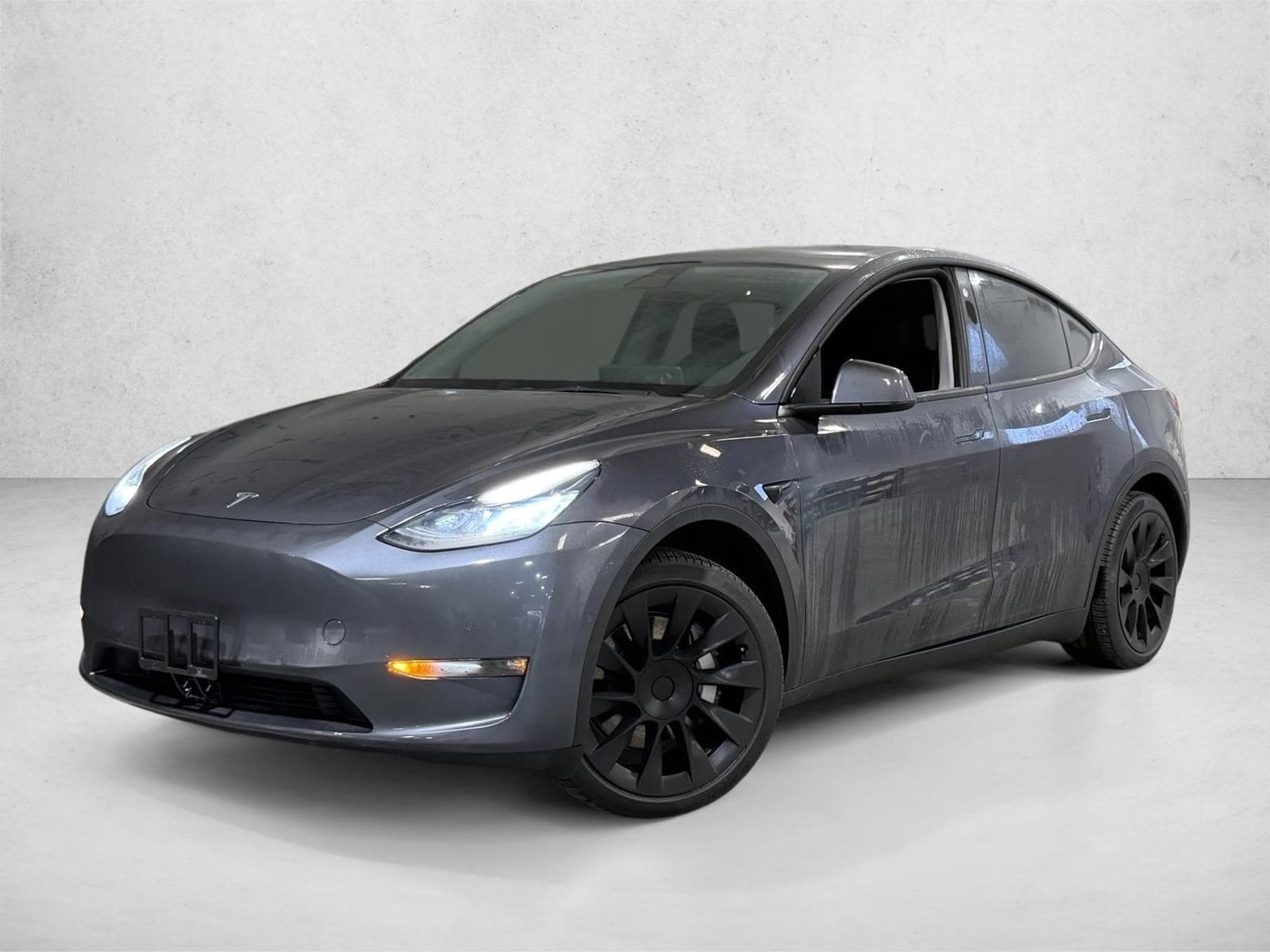 2021 Tesla Model Y Long Range's photo