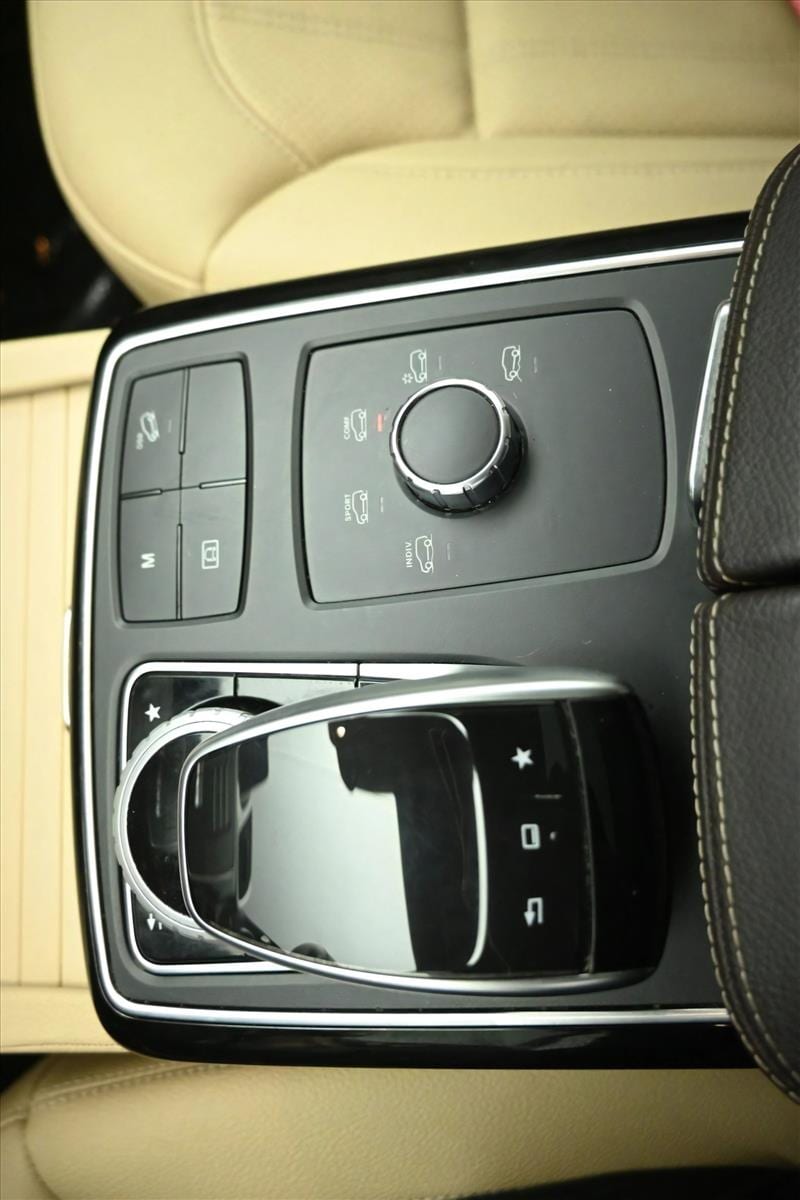 2016 MERCEDES-BENZ GLE-CLASS - Image 17