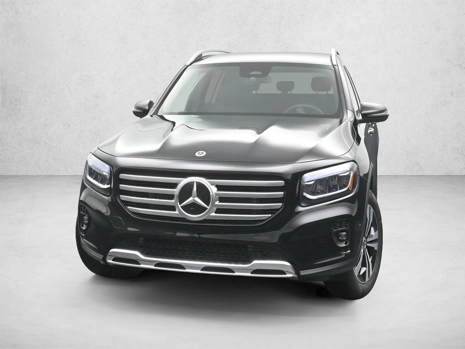 2025 Mercedes Benz GLB 250 4MATIC photo 2