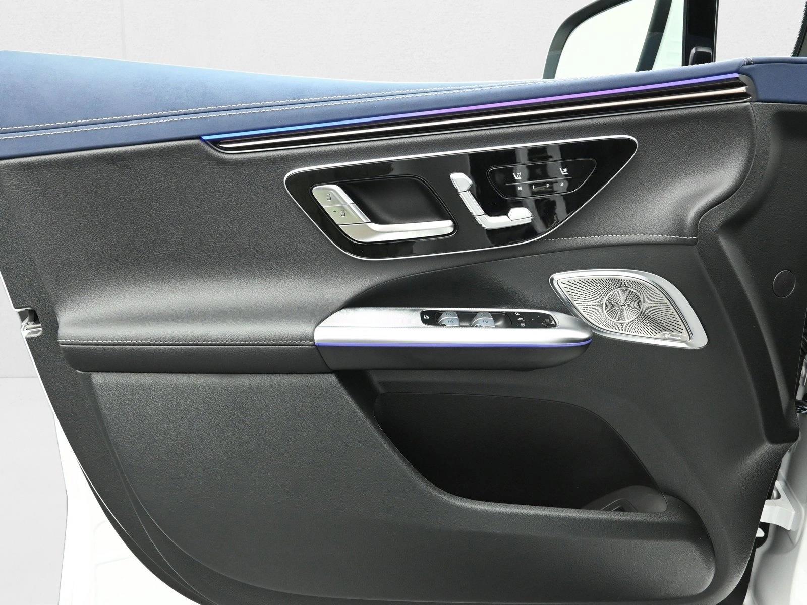 2025 MERCEDES-BENZ EQE-CLASS SUV - Image 17