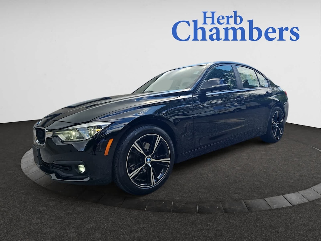 Used 2018 BMW 320i xDrive Sedan
