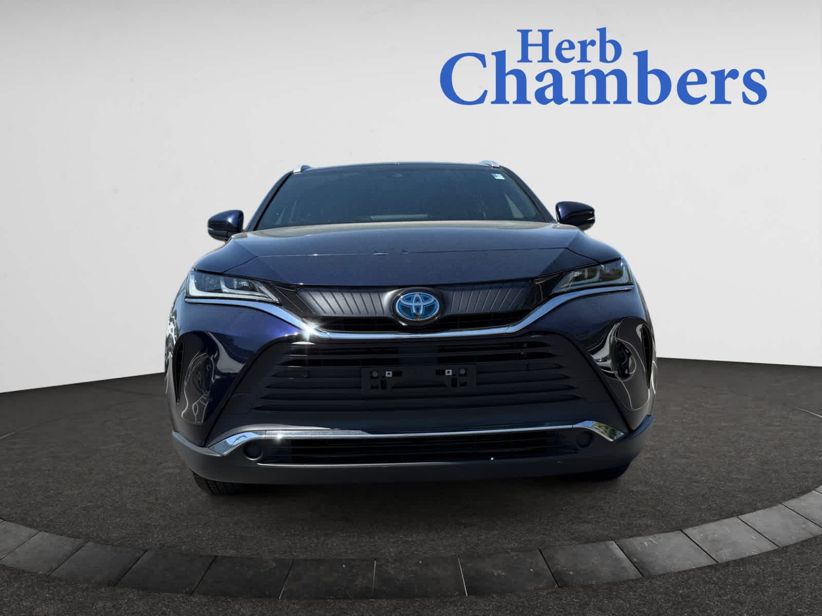 Used 2021 Toyota Venza XLE with VIN JTEAAAAH7MJ010399 for sale in Sudbury, MA