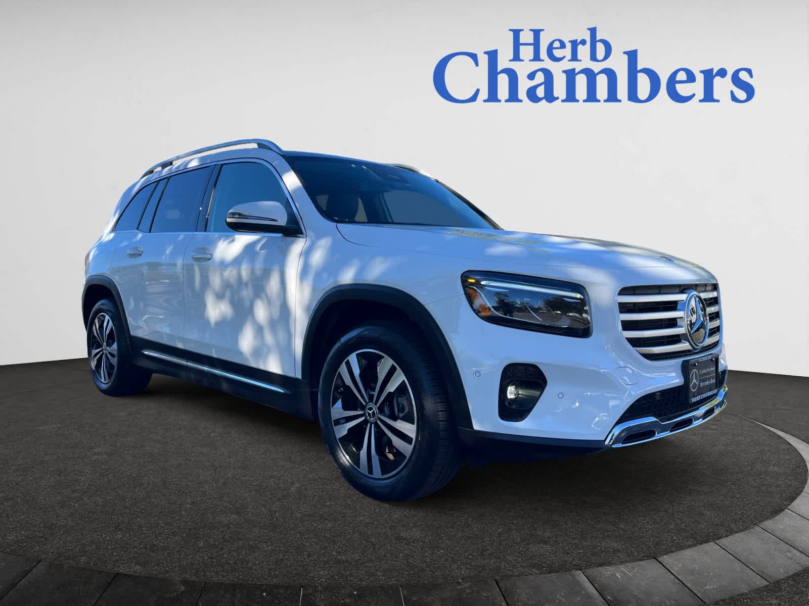 2025 Mercedes-Benz GLB Base