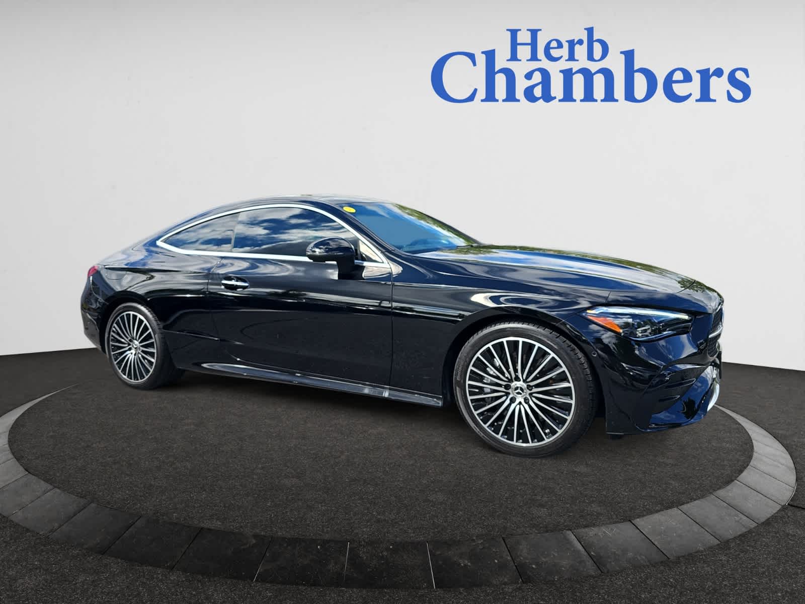 2024 Mercedes-Benz CLE CLE 450's photo