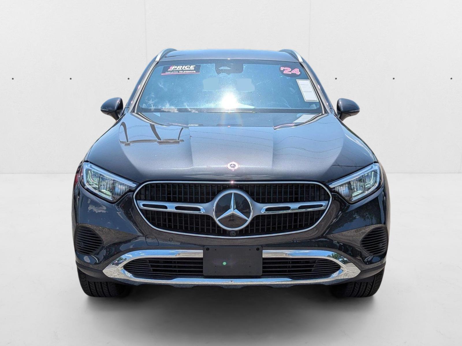 2024 Mercedes Benz GLC 4MATIC photo 2