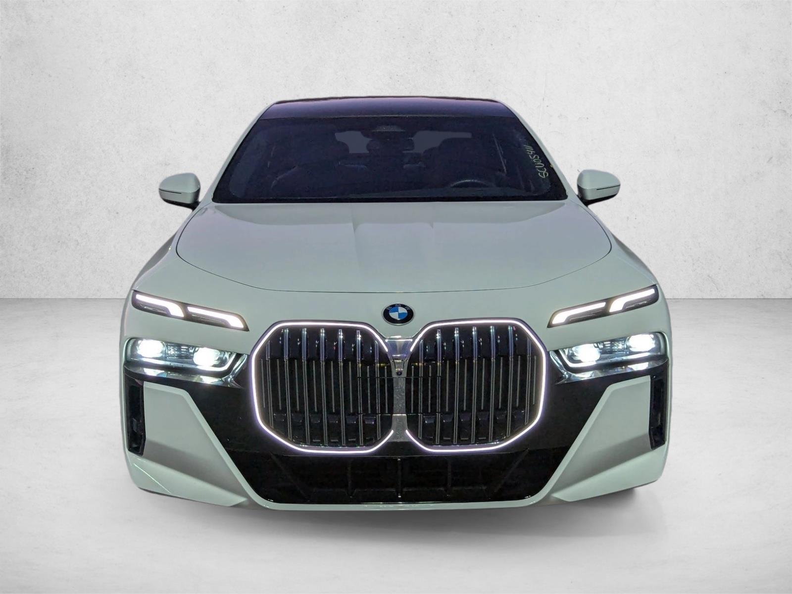 2025 Bmw 740i xDrive photo 2