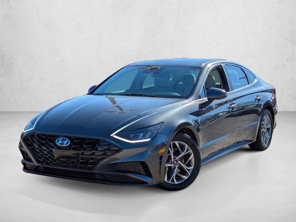 Used 2022 Hyundai Sonata SEL Sedan