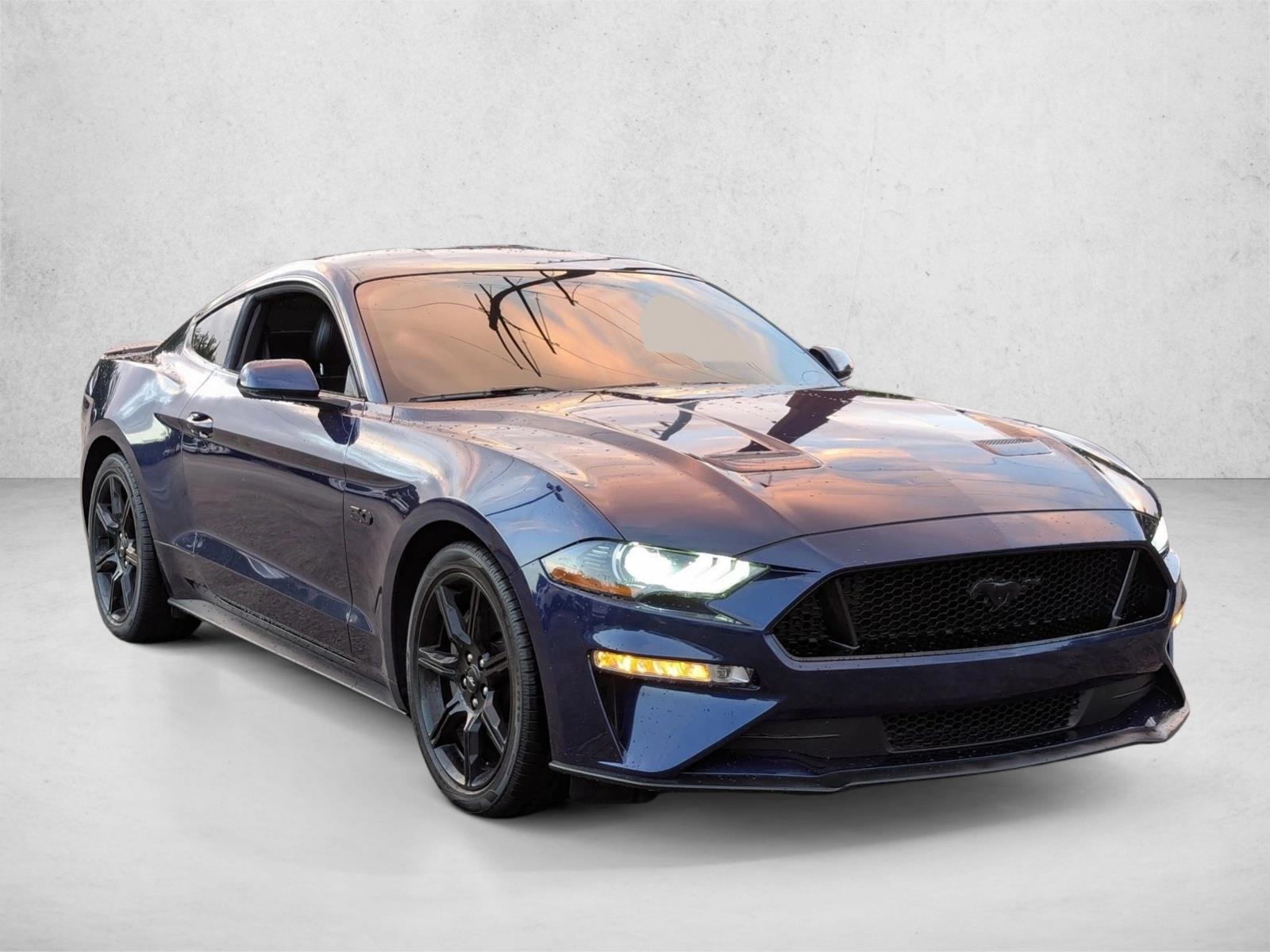 2020 Ford Mustang GT Premium photo 3