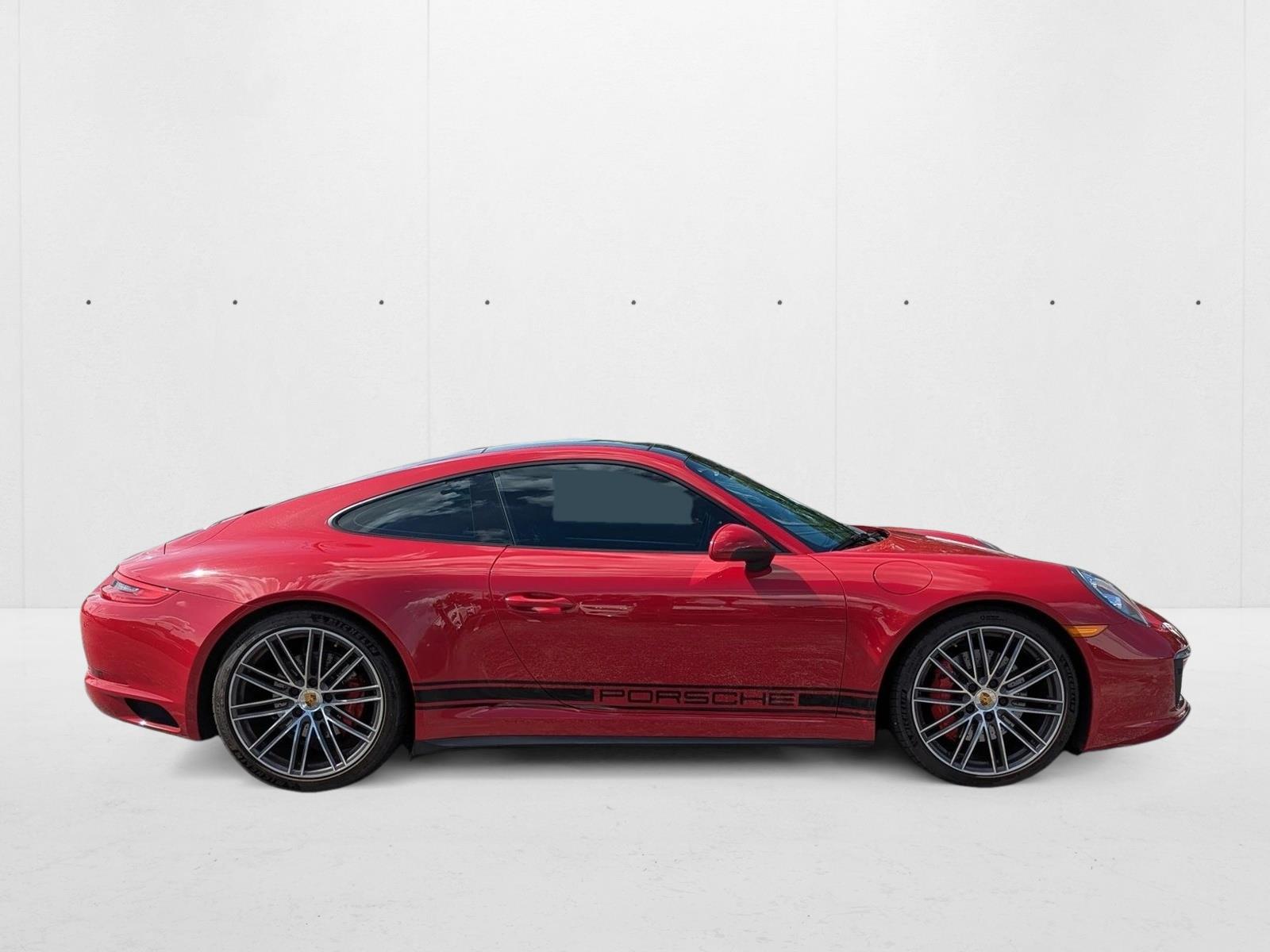 2017 Porsche 911 4S Coupe photo 4