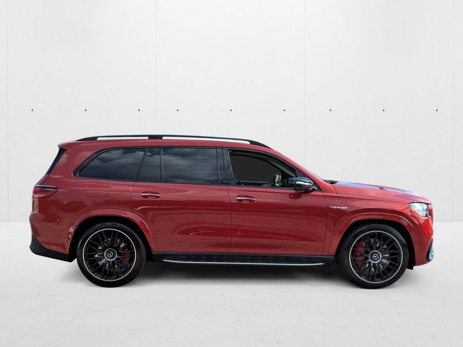 2025 Mercedes Benz GLS AMG 63 4MATIC photo 3