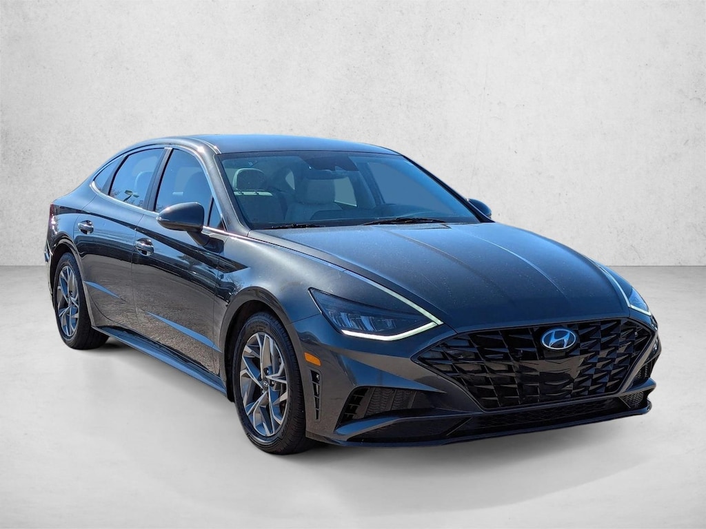 Used 2022 Hyundai Sonata SEL Sedan