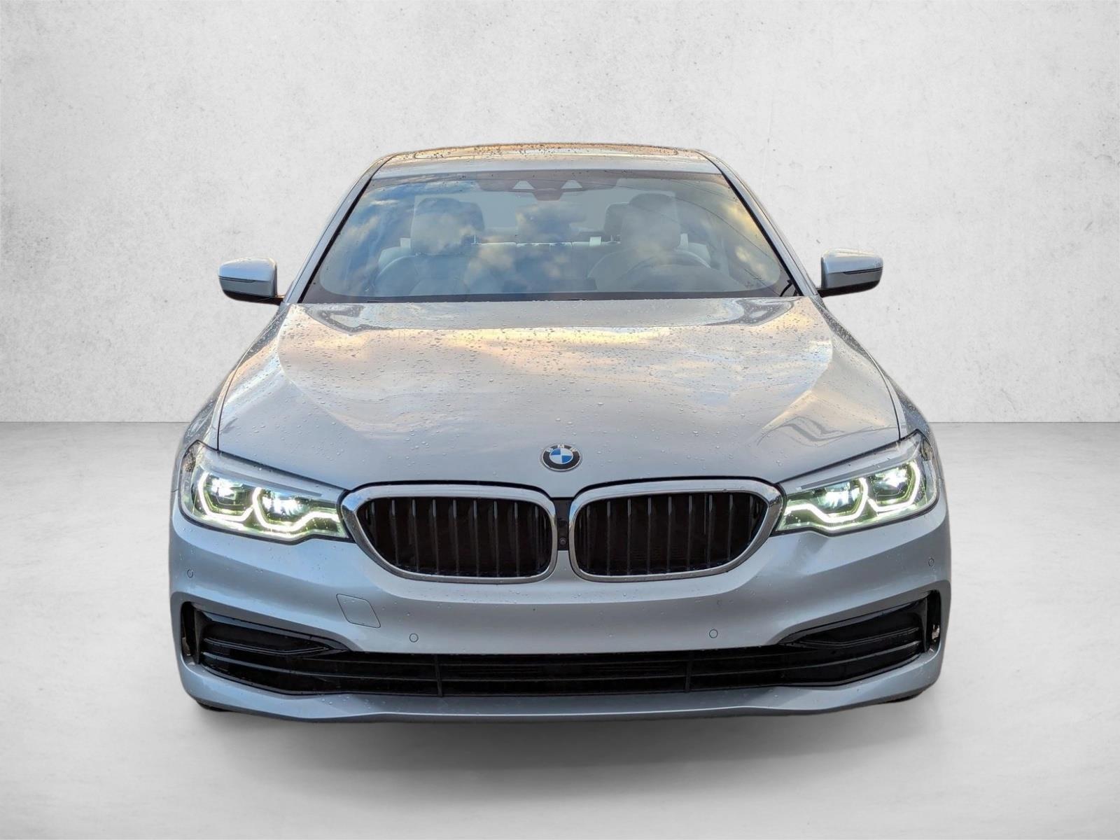 2020 Bmw 530i Sedan photo 2