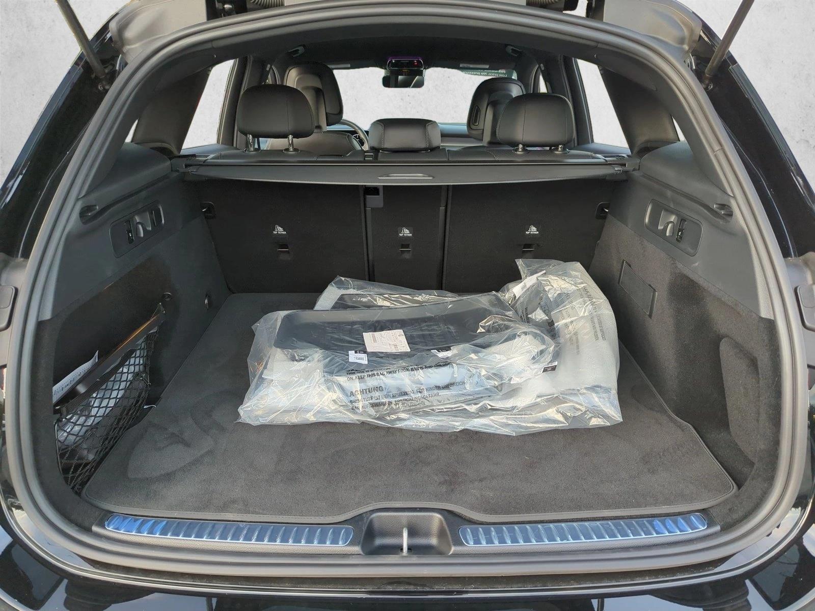 2026 Mercedes-Benz GLC Base - Photo 6