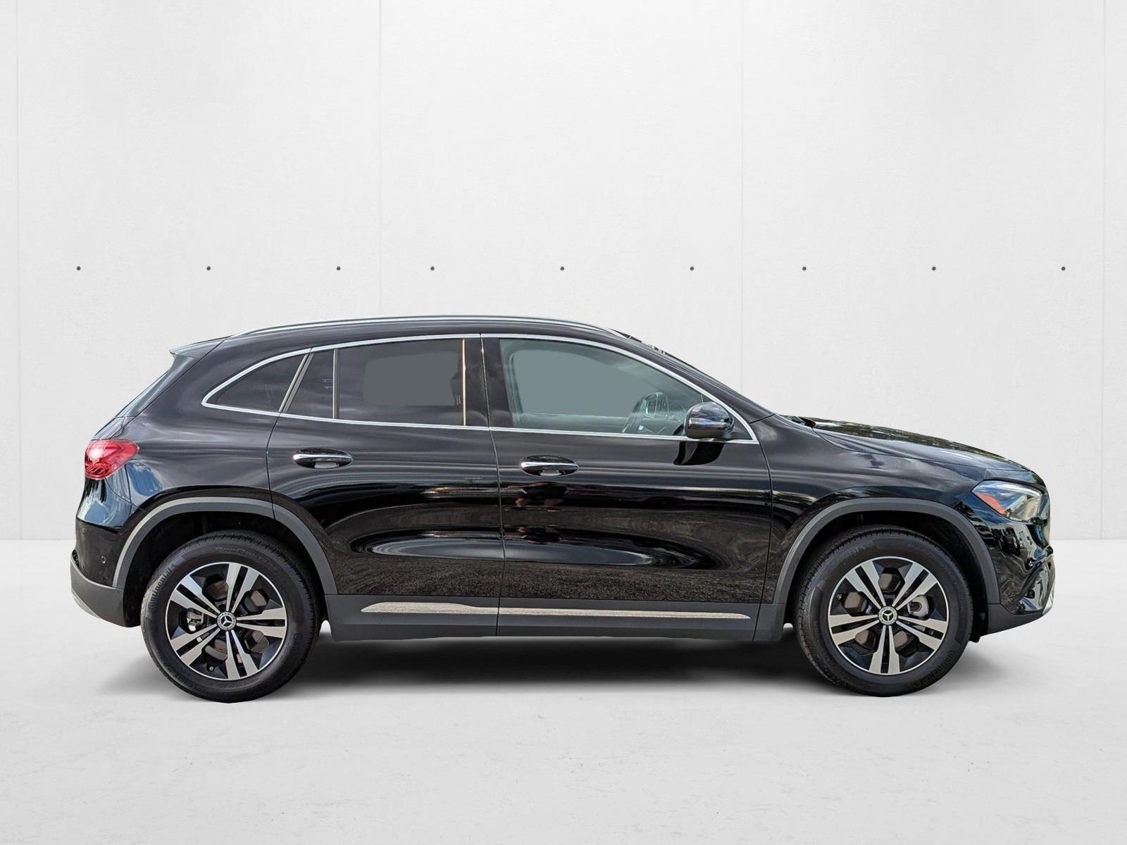 2025 Mercedes Benz GLA 250 photo 2
