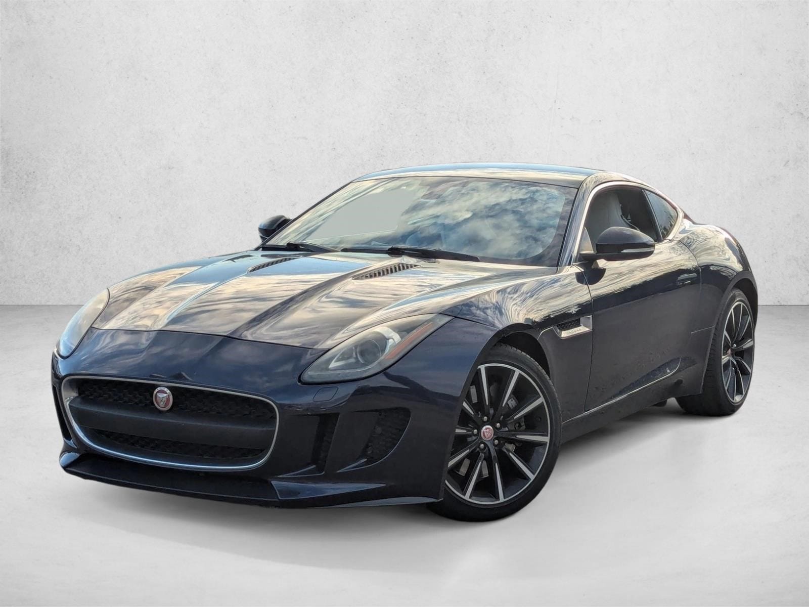 2016 Jaguar F-Type Base's photo