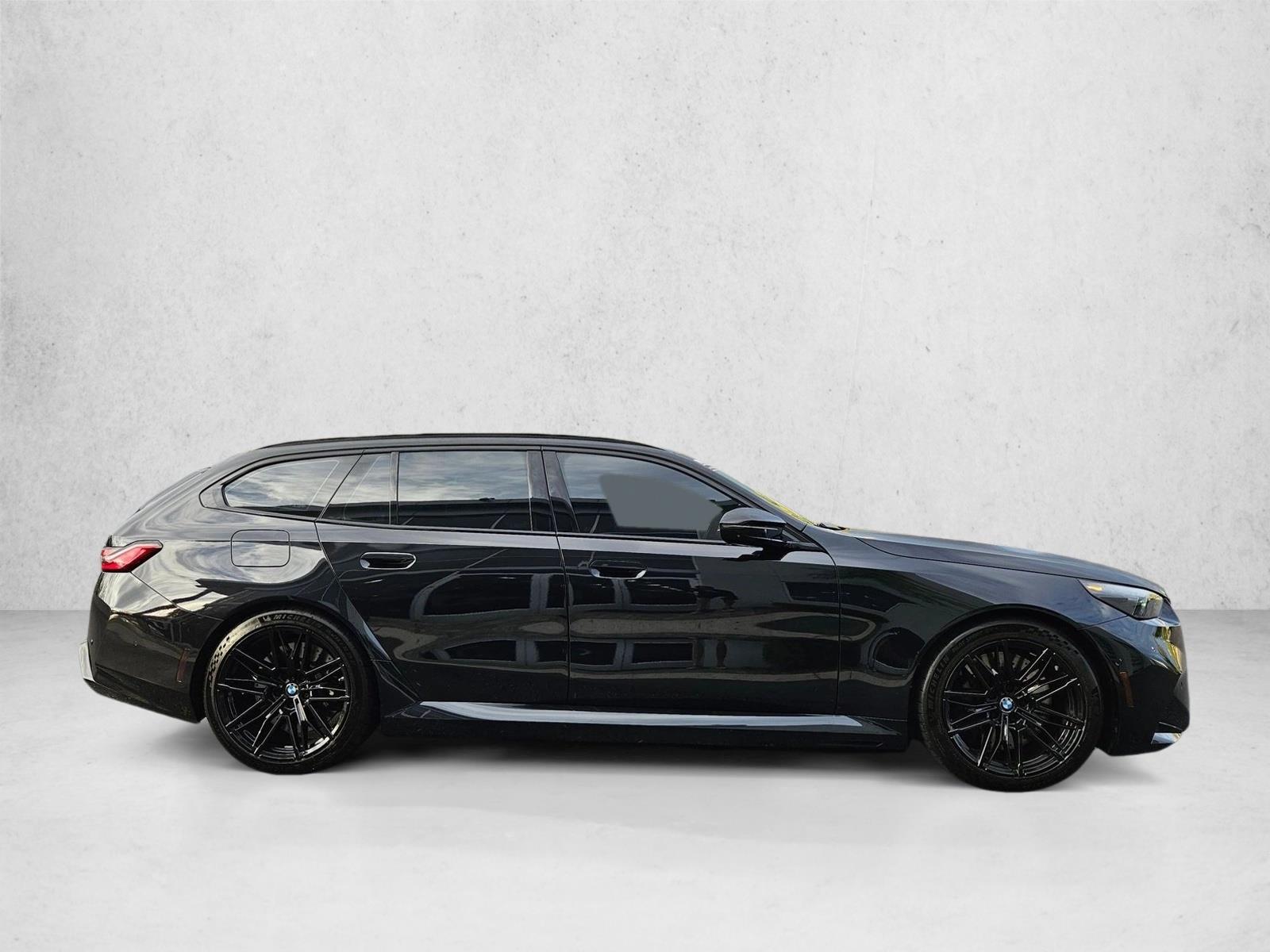 2025 Bmw M5 5 Touring photo 4
