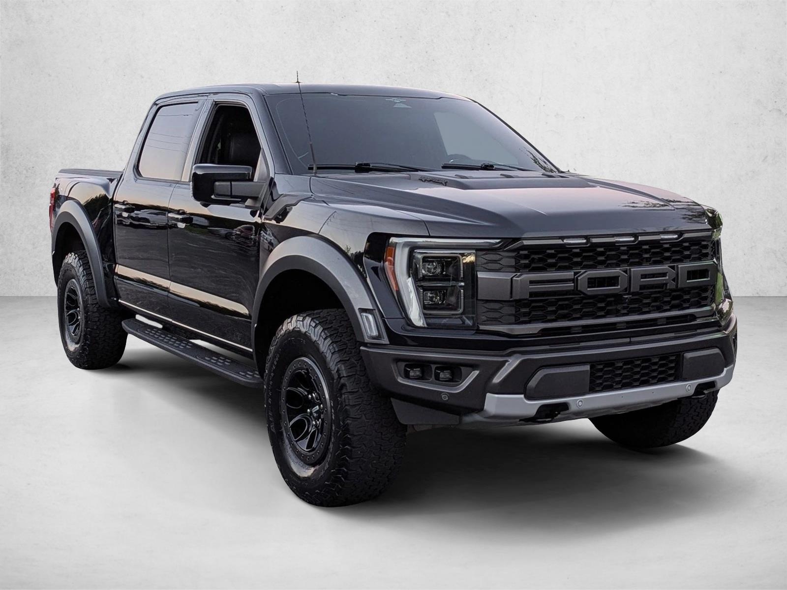 2023 Ford F-150 Raptor photo 3